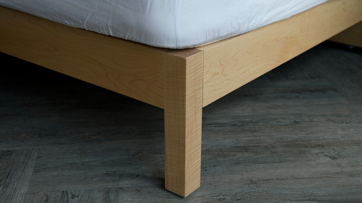 sale ex display maple malabar leg corner detail