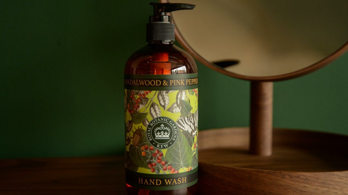 kew gardens luxury Sandalwood and Pink Pepper scented liquid soap