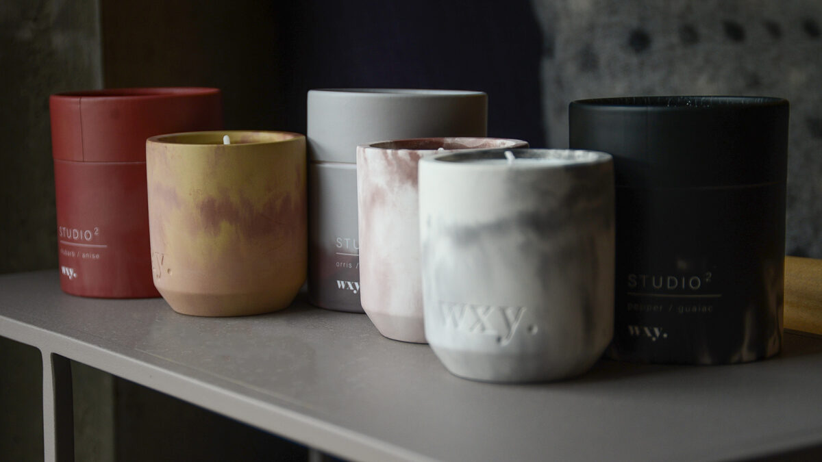 scented candles in concrete pots 3 scents and 3 colour ways, come with gift boxes