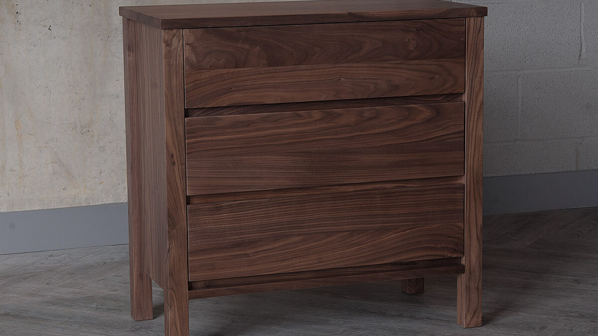 shaker 3 drawer chest walnut