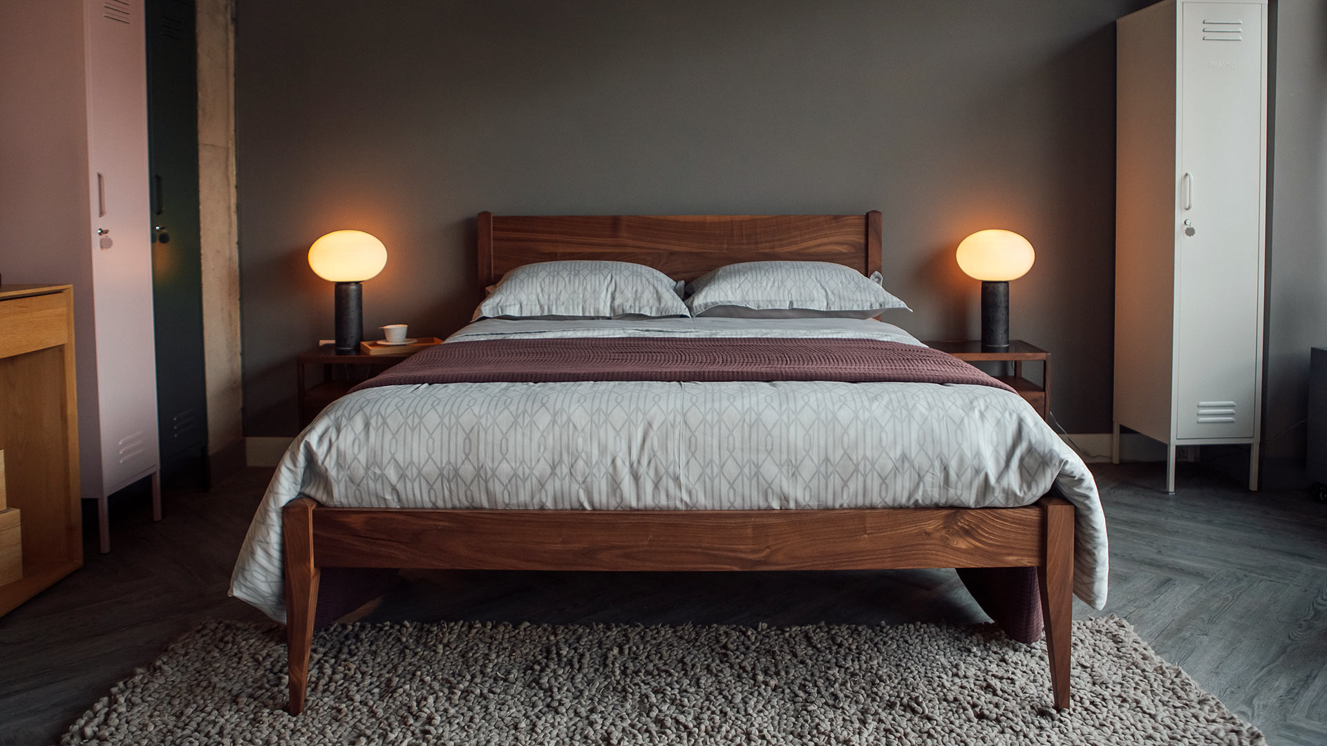 Classic walnut Cochin bed in King size, hand made in Britain from solid timber.