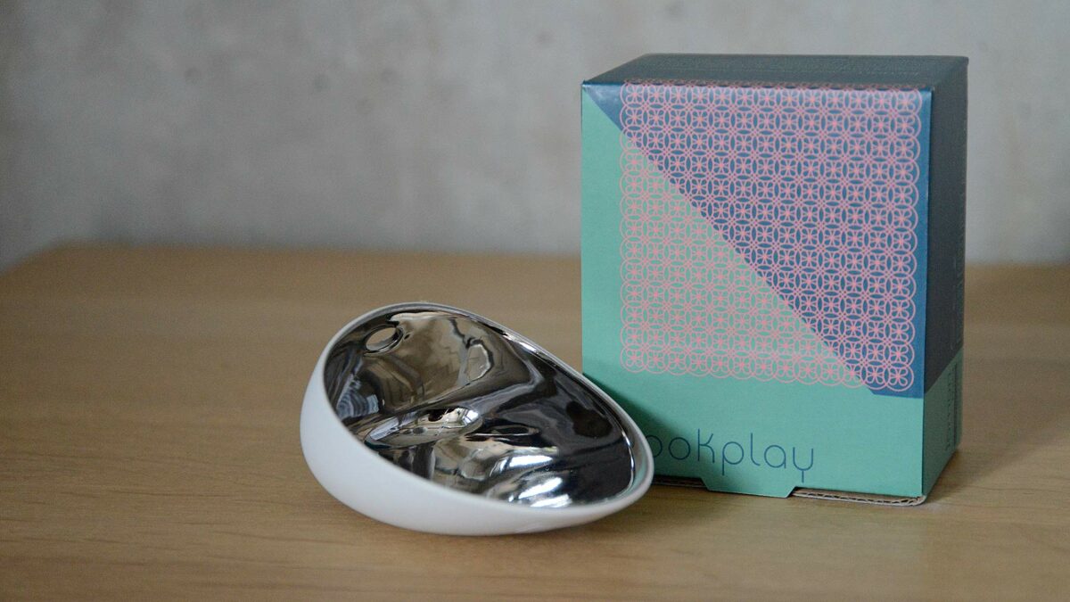 silver shell shape container