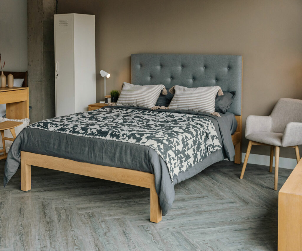 skye bed base 1400