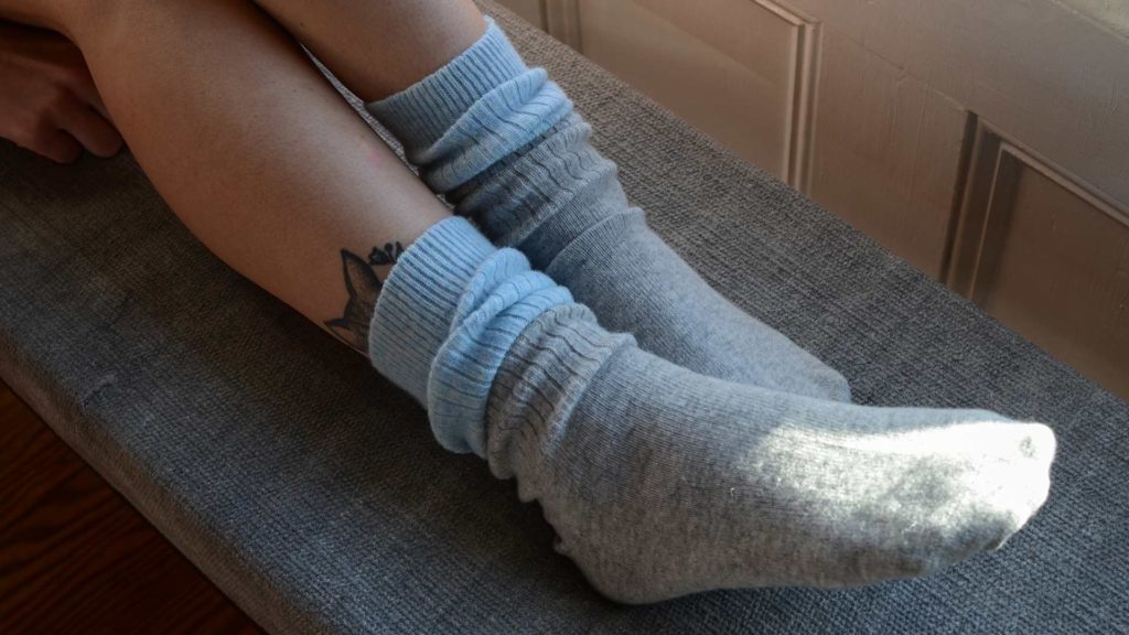 sleep-socks-blue-and-grey