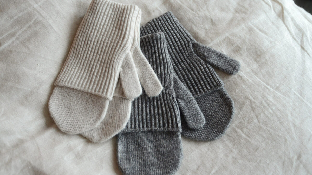 soft knit mittens