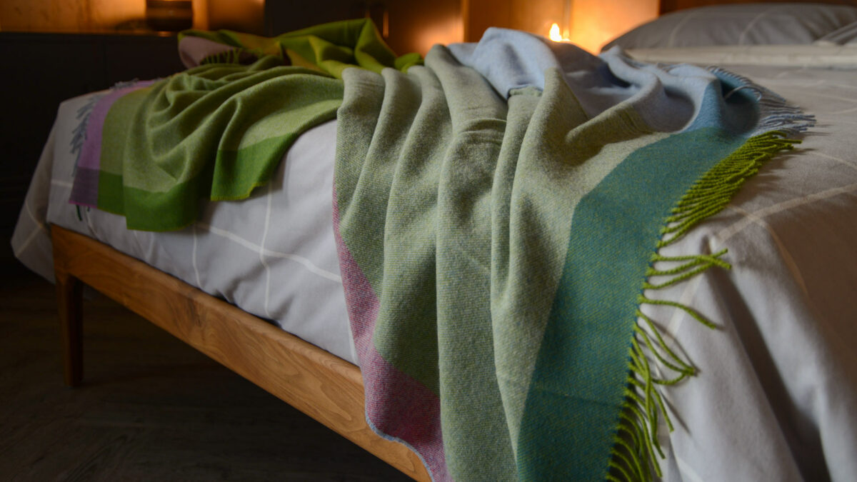 pure merino lambswool colour block throw
