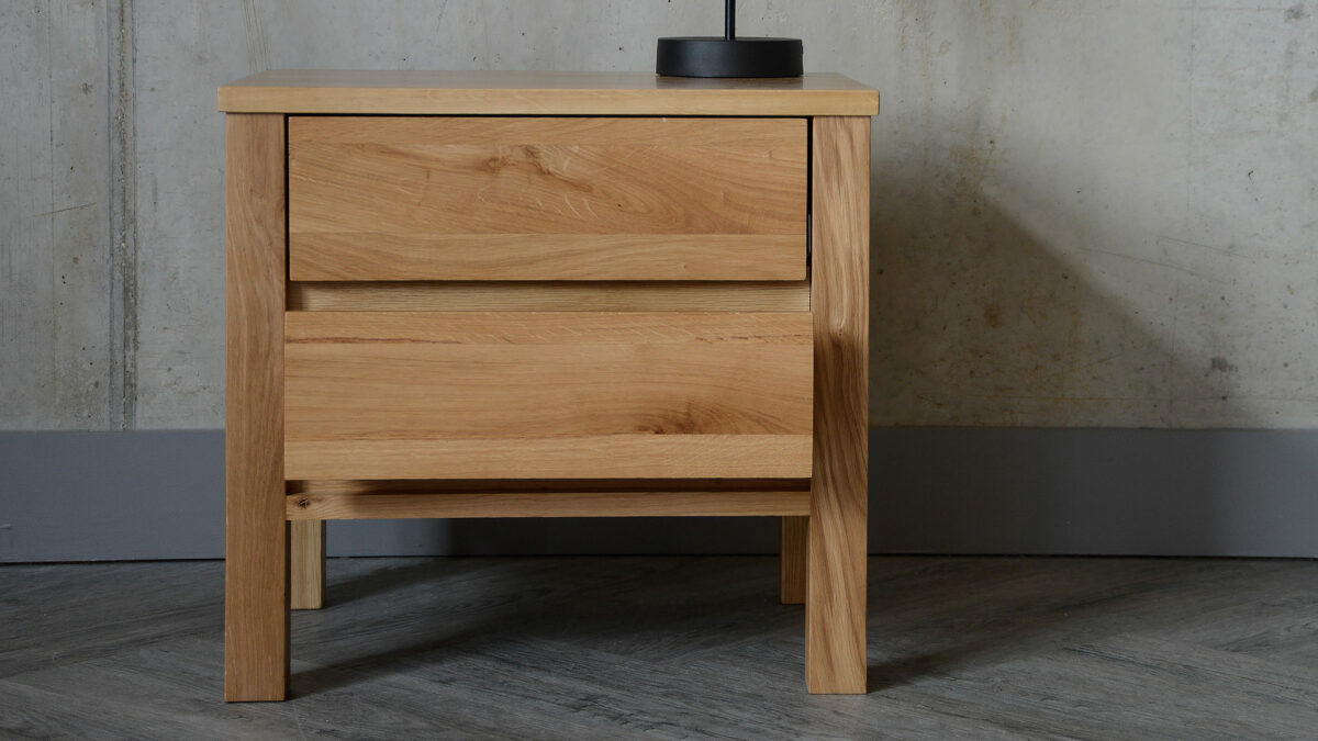 solid oak 2 drawer shaker bedside unit