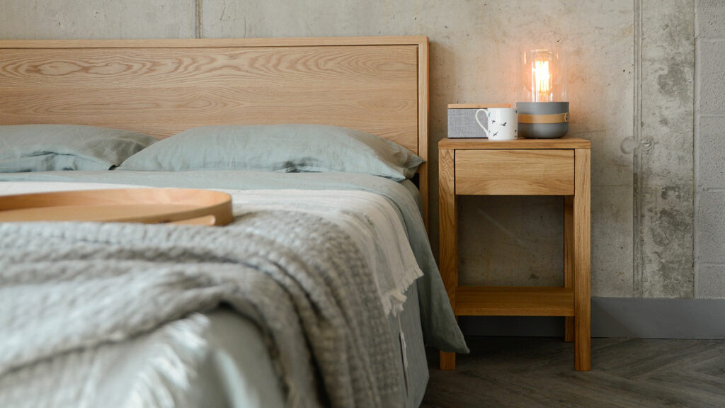 solid oak bedsidew table front view with oak leith