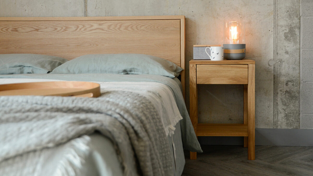 solid oak bedsidew table front view with oak leith
