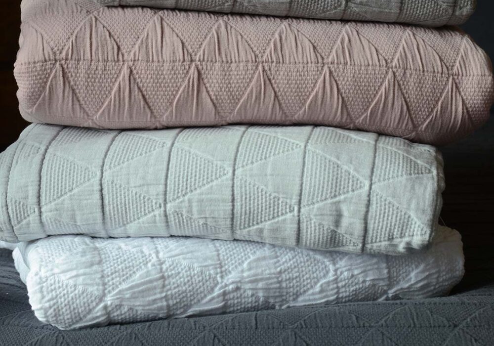 stockholm bedspreads 5 colours portraitB