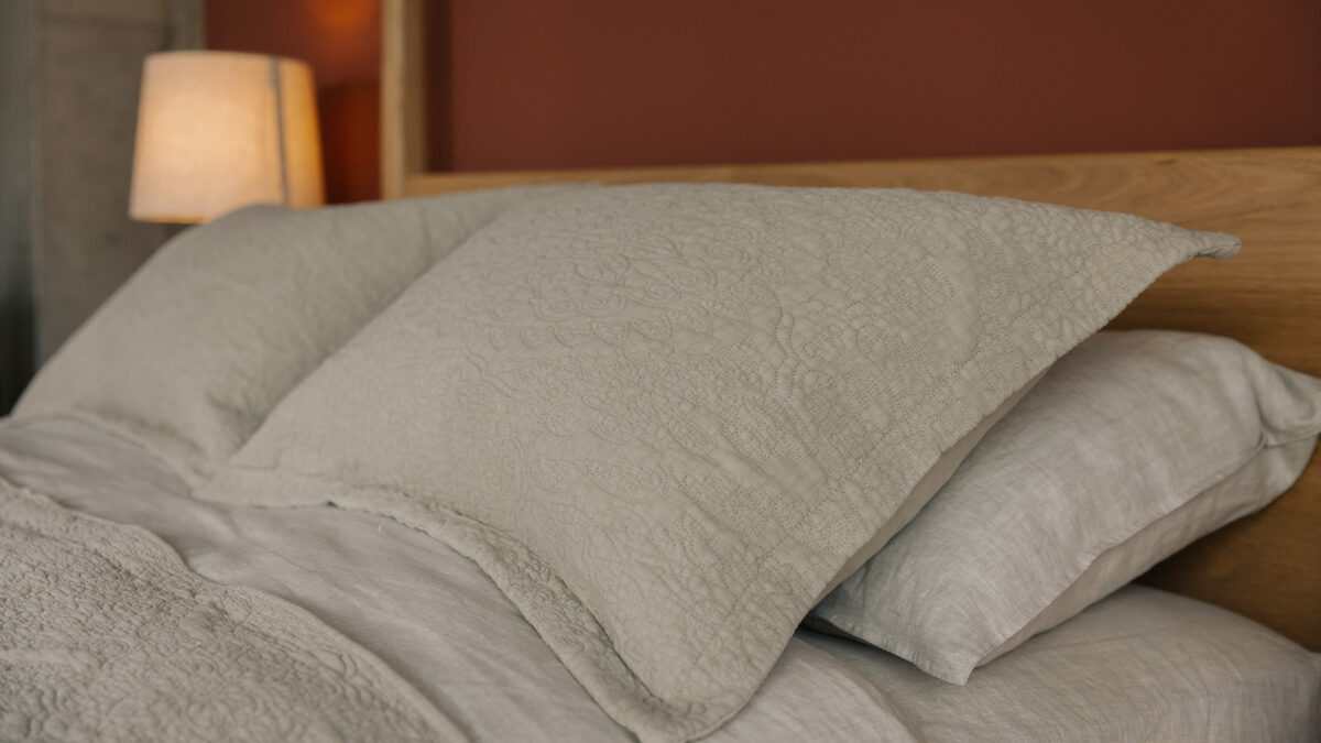 stone bedspread set