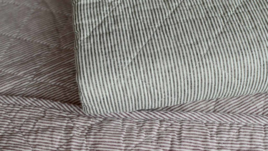 stripe-quilted-throws