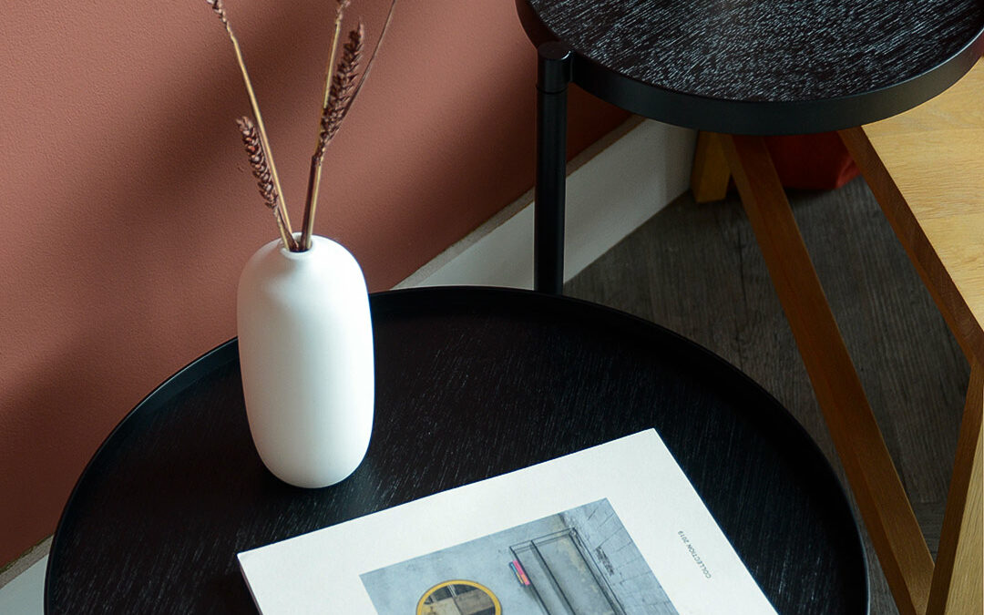 swivel table portrait
