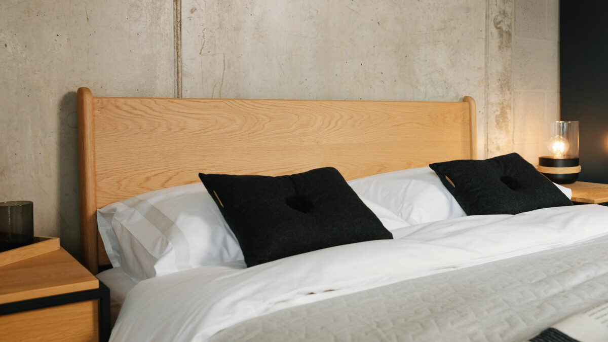 tall headboard oak carnaby bed
