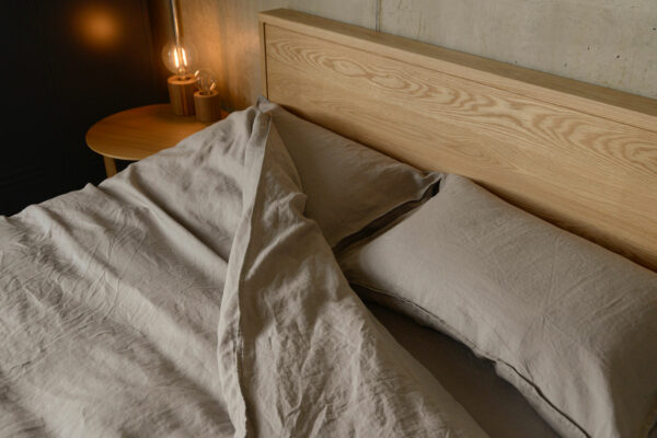 stone linen bedding on leith bed oak