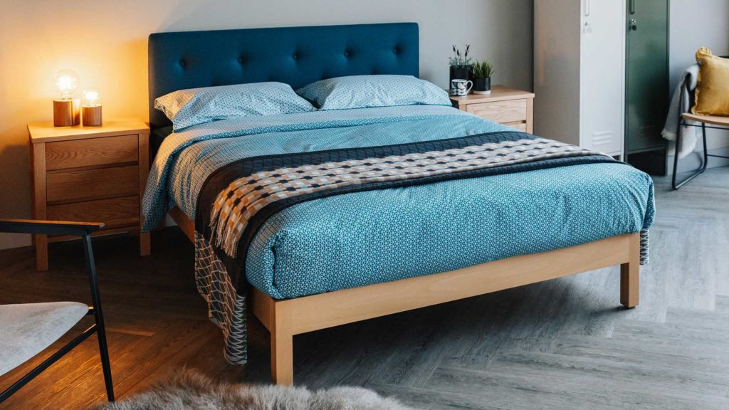 Sashiko reversible bedding - duvet set - teal with grid throw