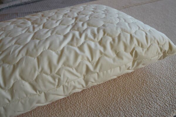 Organic cotton pillow filled with natural and biodegradable Tencel