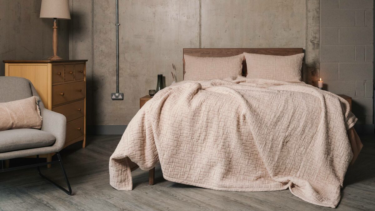textured bedspread set in blush