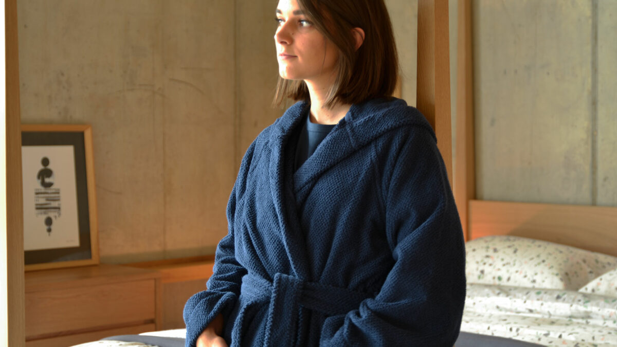 Navy unisex cosy towelling robe