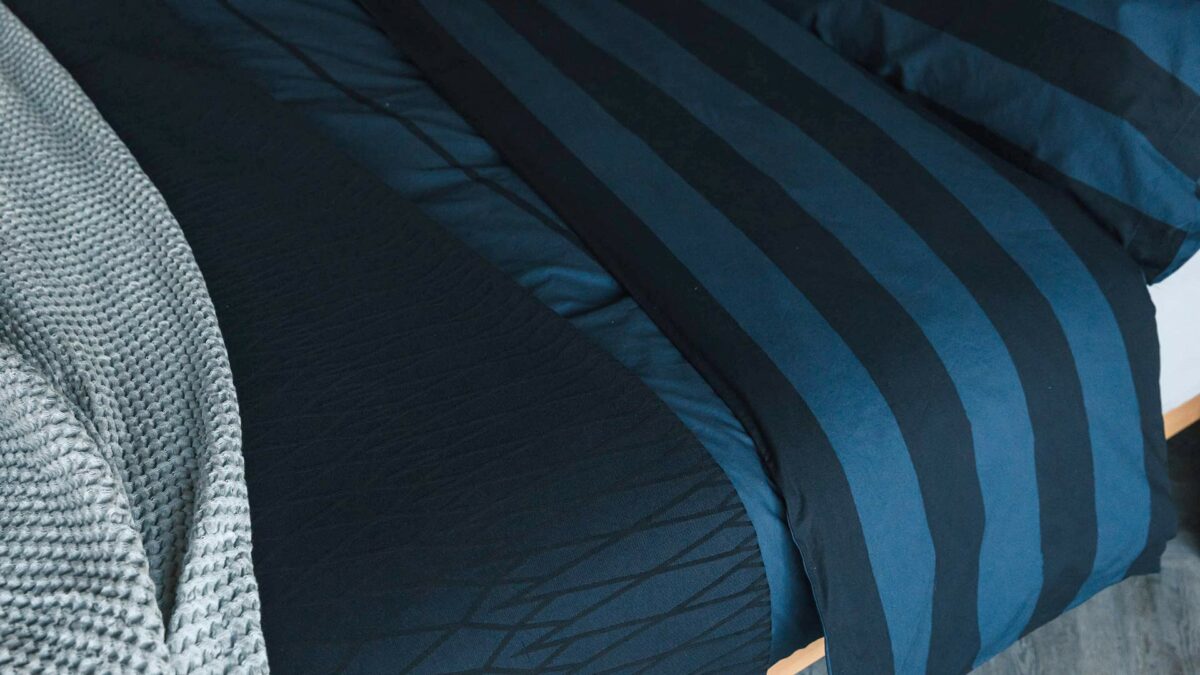 reversible duvet set - navy