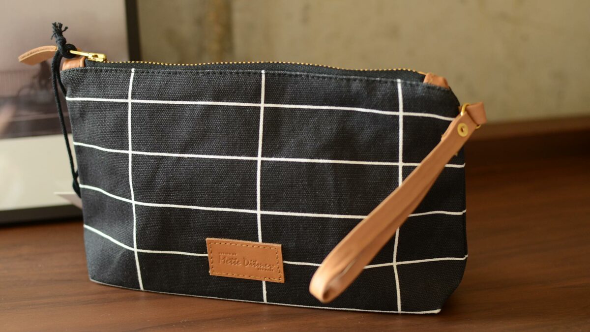 tile design small wash bag