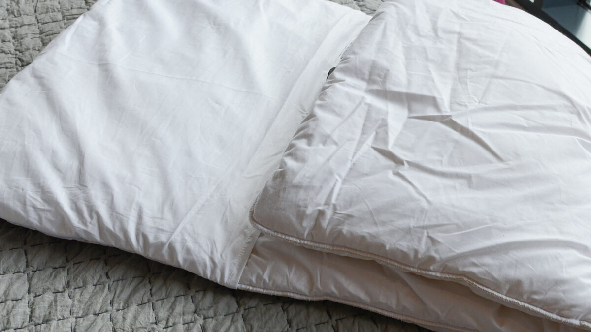 tri fold pillow open2