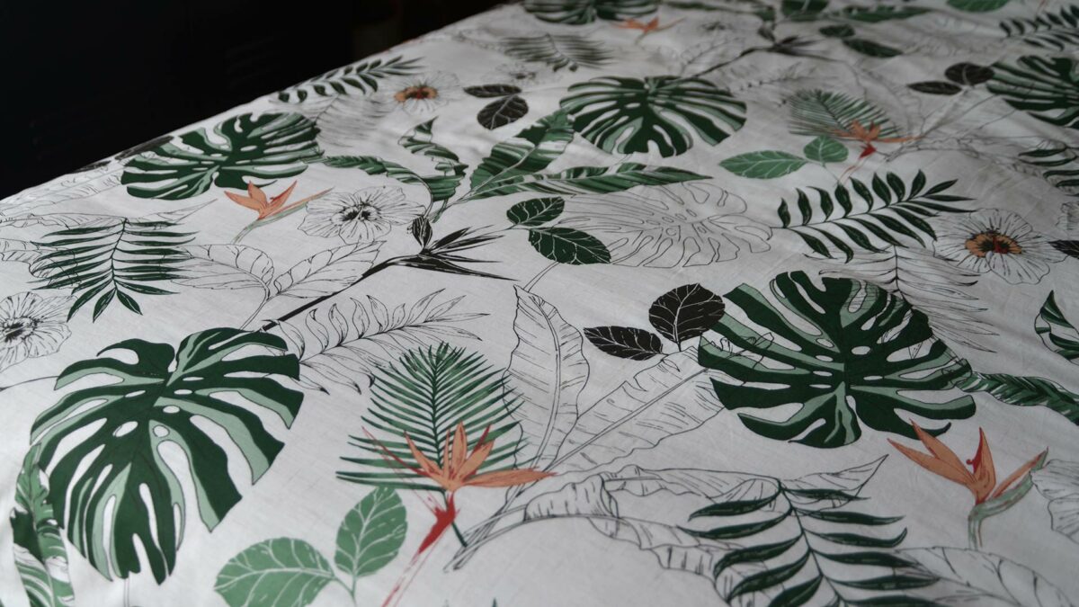 tropical leaf print bedding