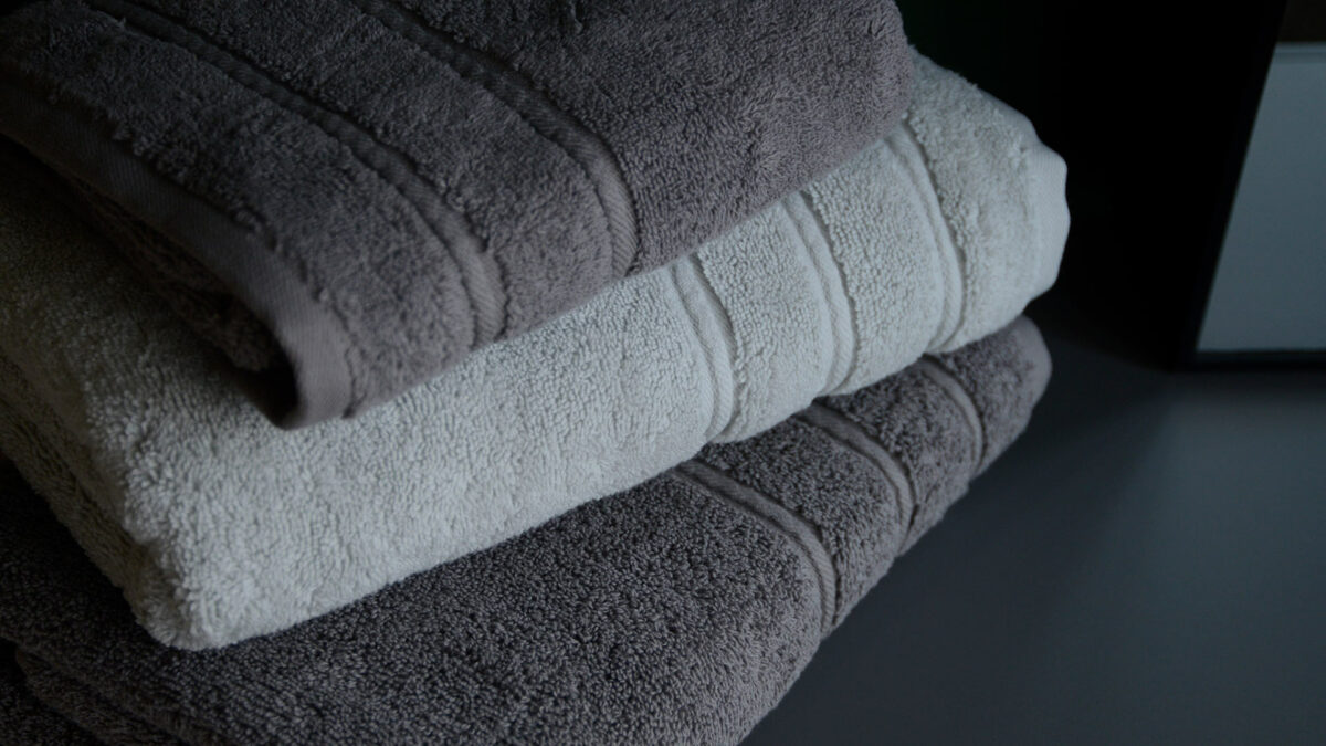 Pure cotton towels in shades of grey