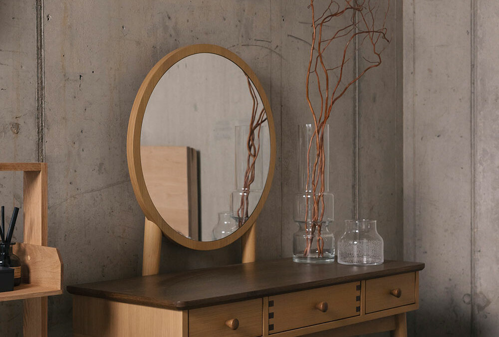 two tone dressing table stool portrait 1