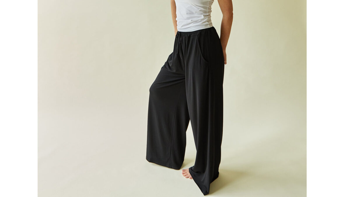 wide leg trousers