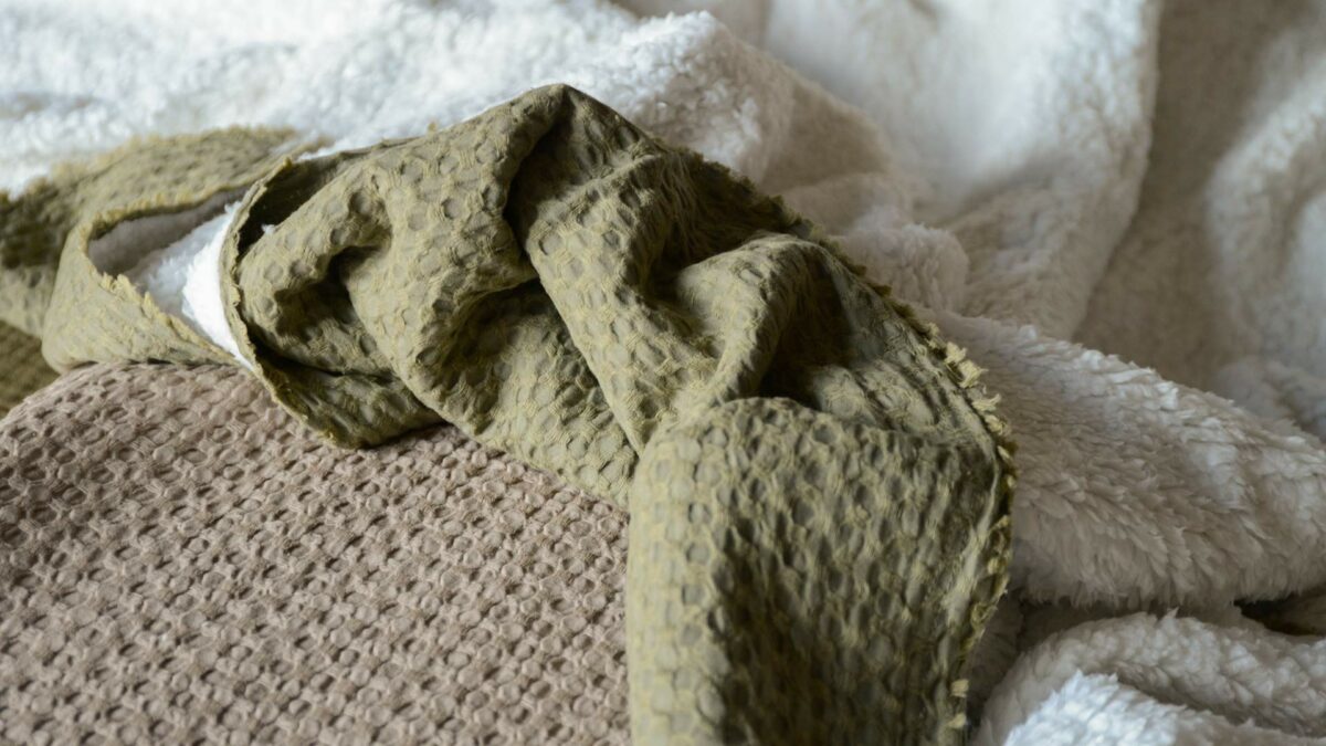 waffle textured fleecy throws