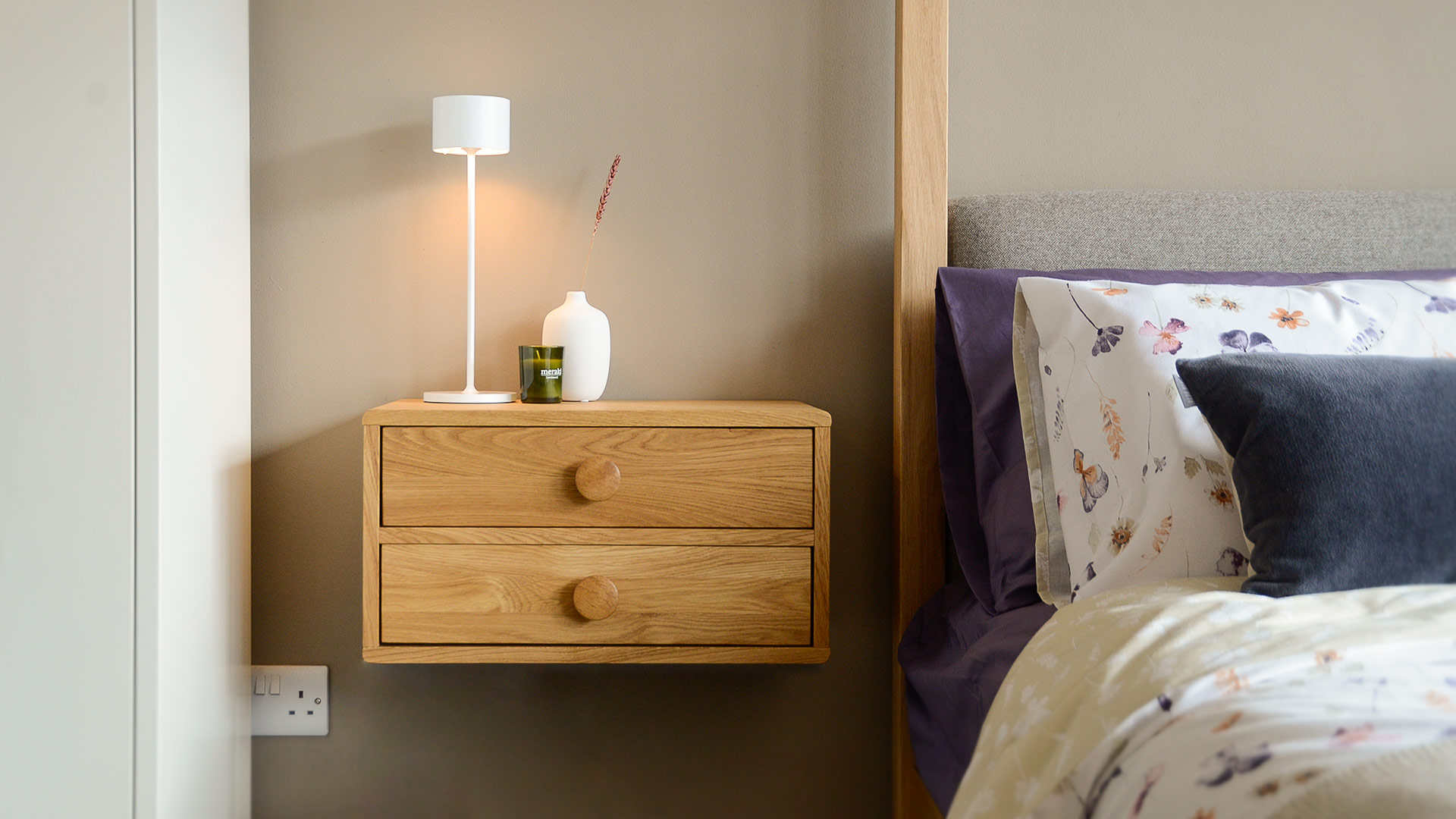 Oak Floating Bedside Table 