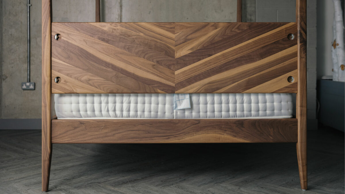 walnut 4 poster Harrow back