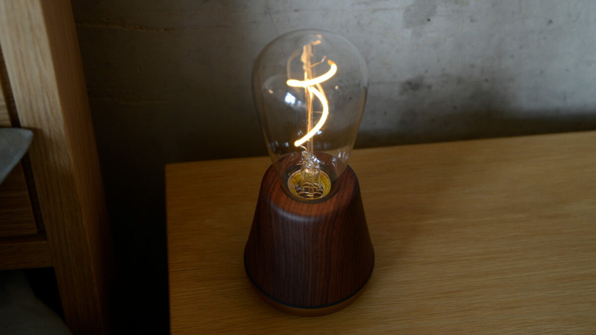walnut and brass look lamp