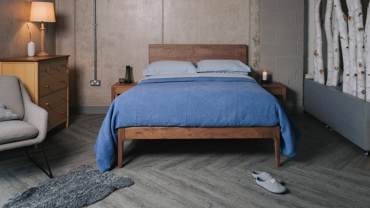 walnut chiswick bed