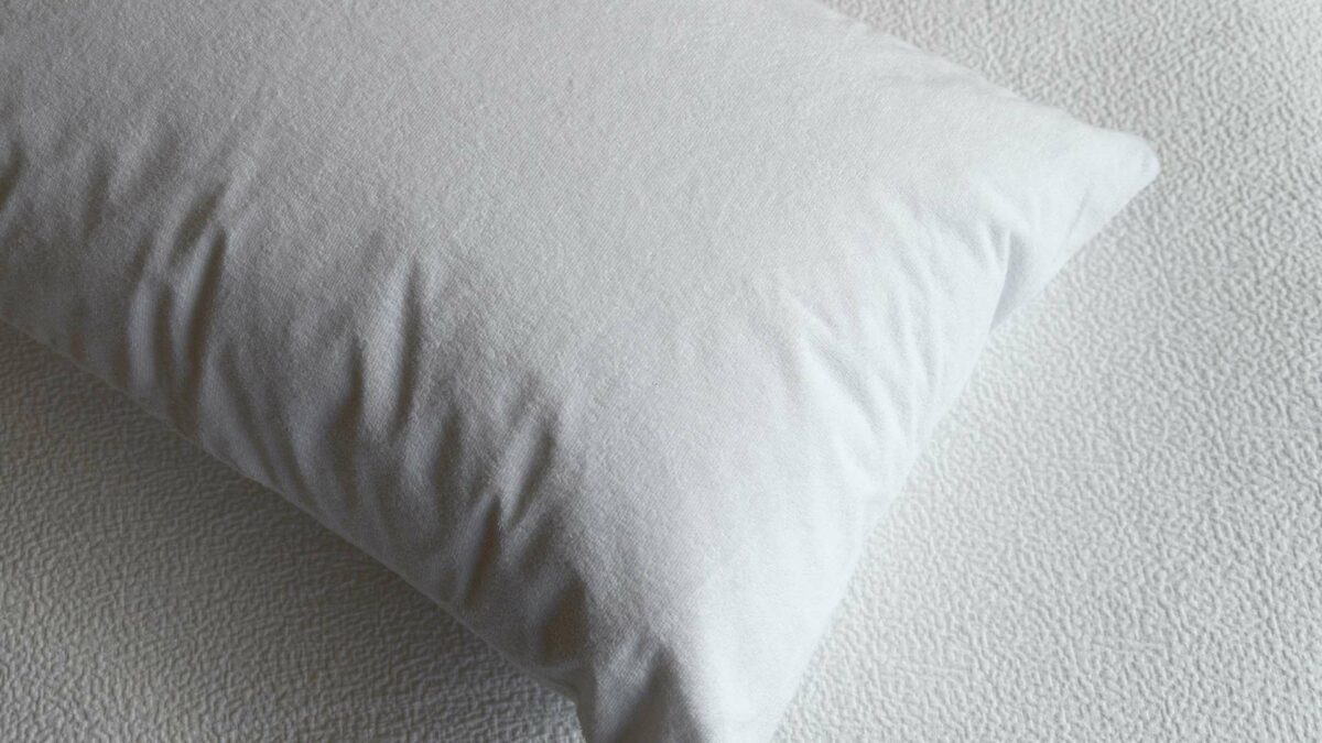 waterproof pillow protector