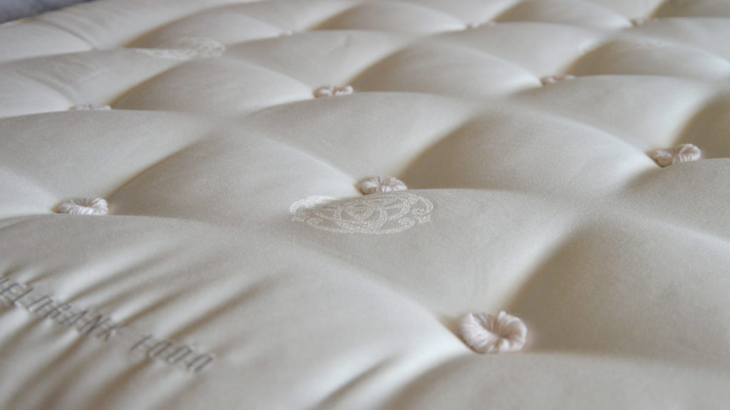 weldbank-chemical free mattress 1000 springs-embroidery