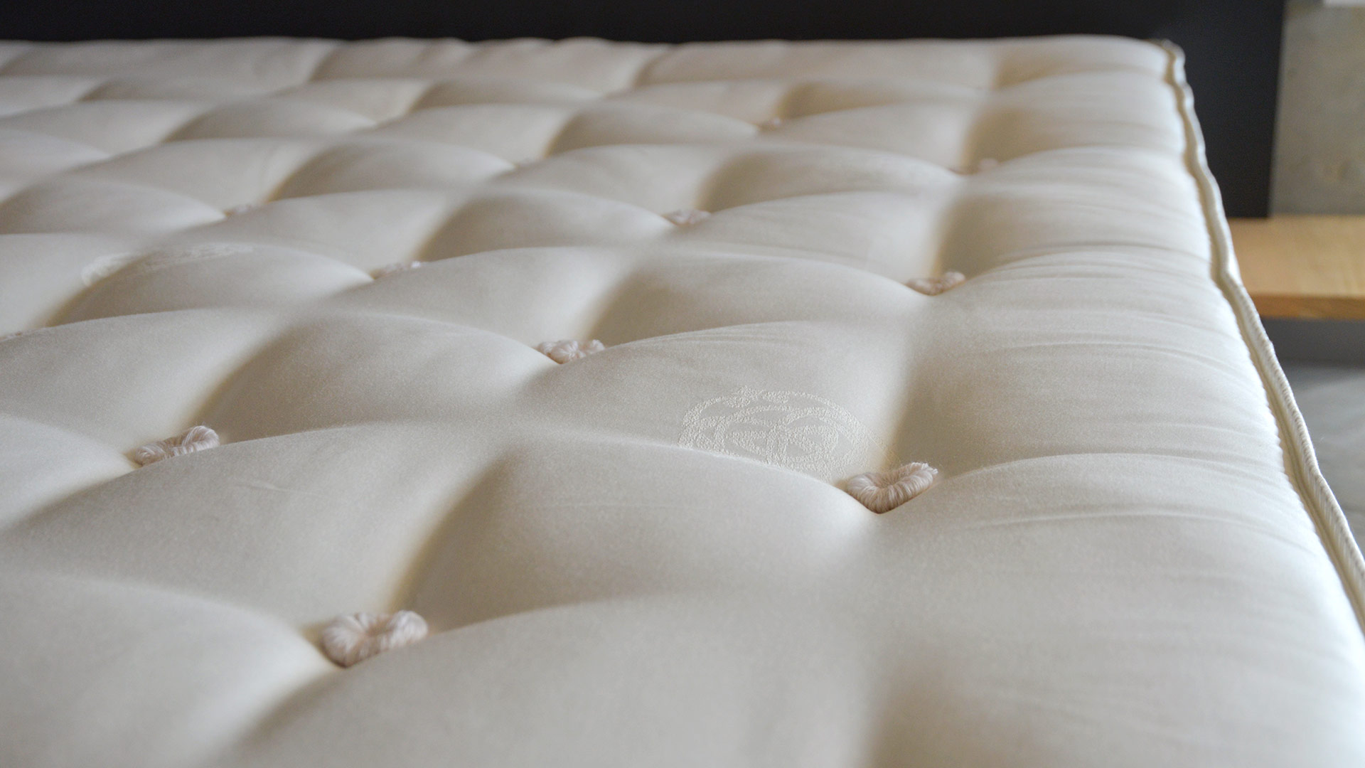 1400 x 700 mattress