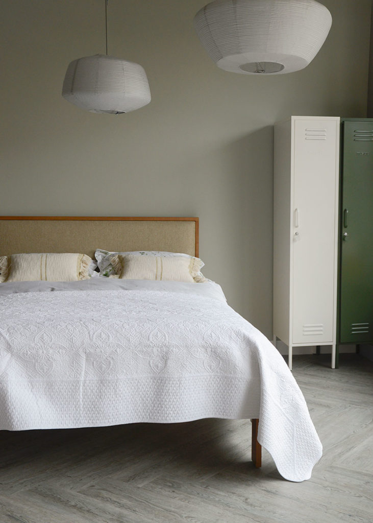 classic embroidered quilted bedspread in white