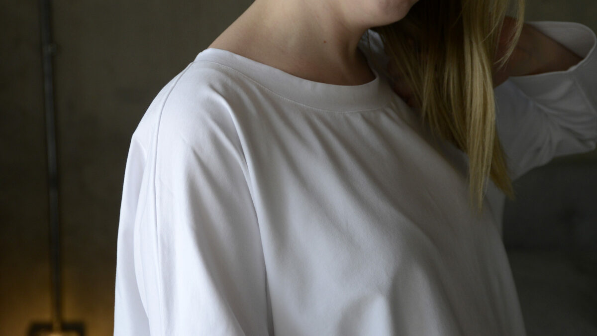 white long sleeve top neckline
