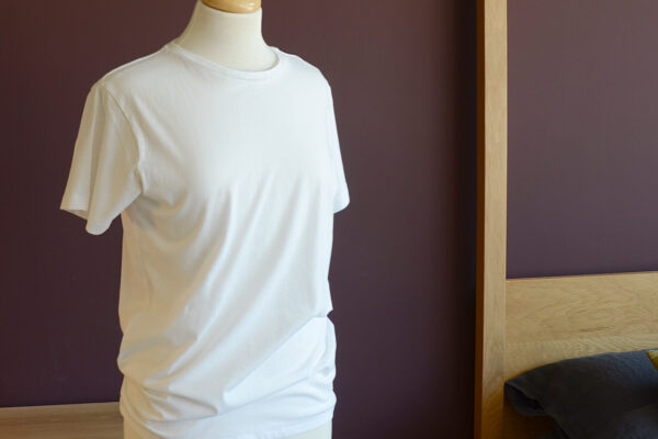 white-soft-cotton-T-shirt