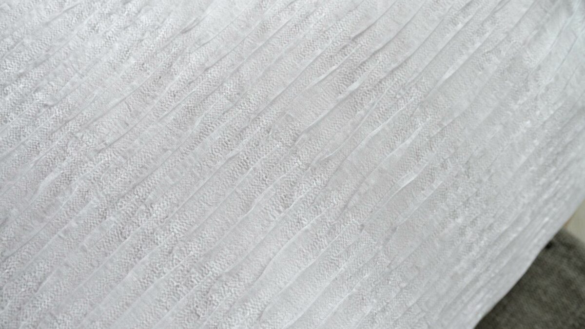 white-textured-duvet-ripple-pattern-detail