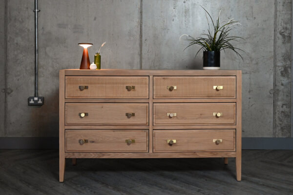 Deco - Reeded Oak Wide Chest