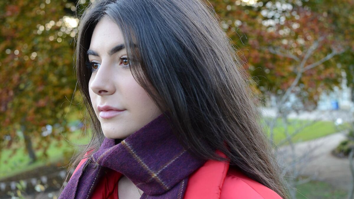 windowpane-scarf-burgundy