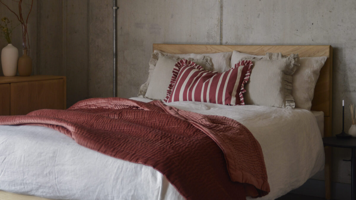 Stitched Velvet Bedspreads - 3 Colours - Image 13