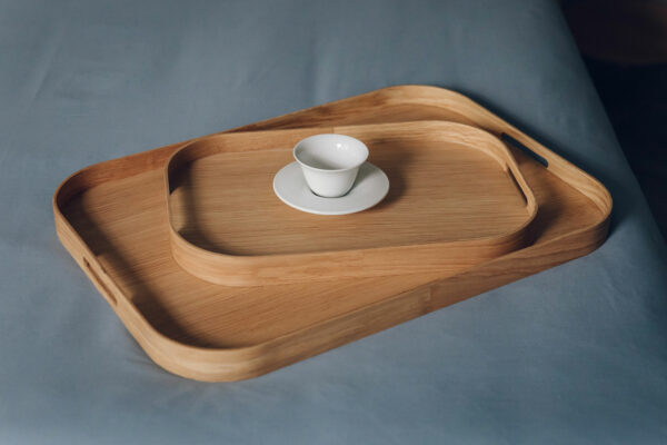 wireworks trays with handles in 2 sizes and in oak