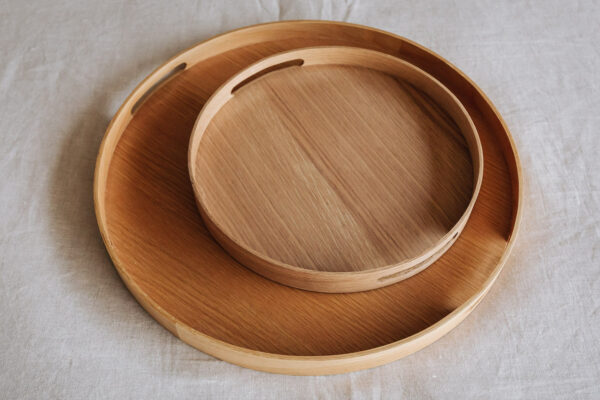 round oak trays in two sizes