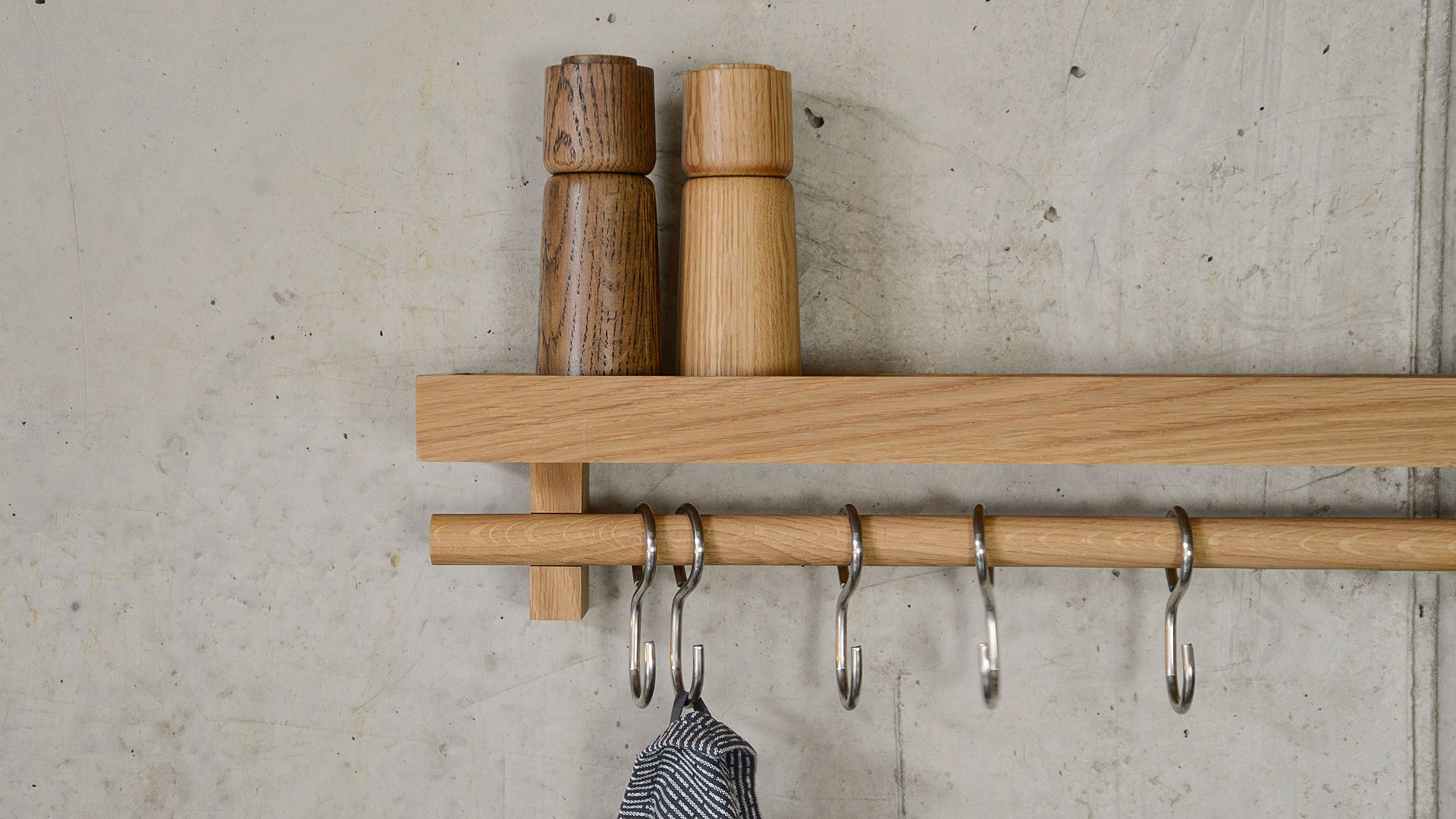 Wall Mounted Utensil Storage Unit - Oak