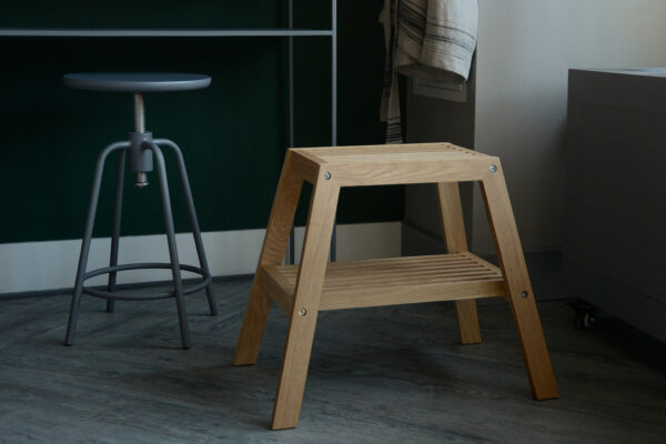 solid oak slatted stool with shelf