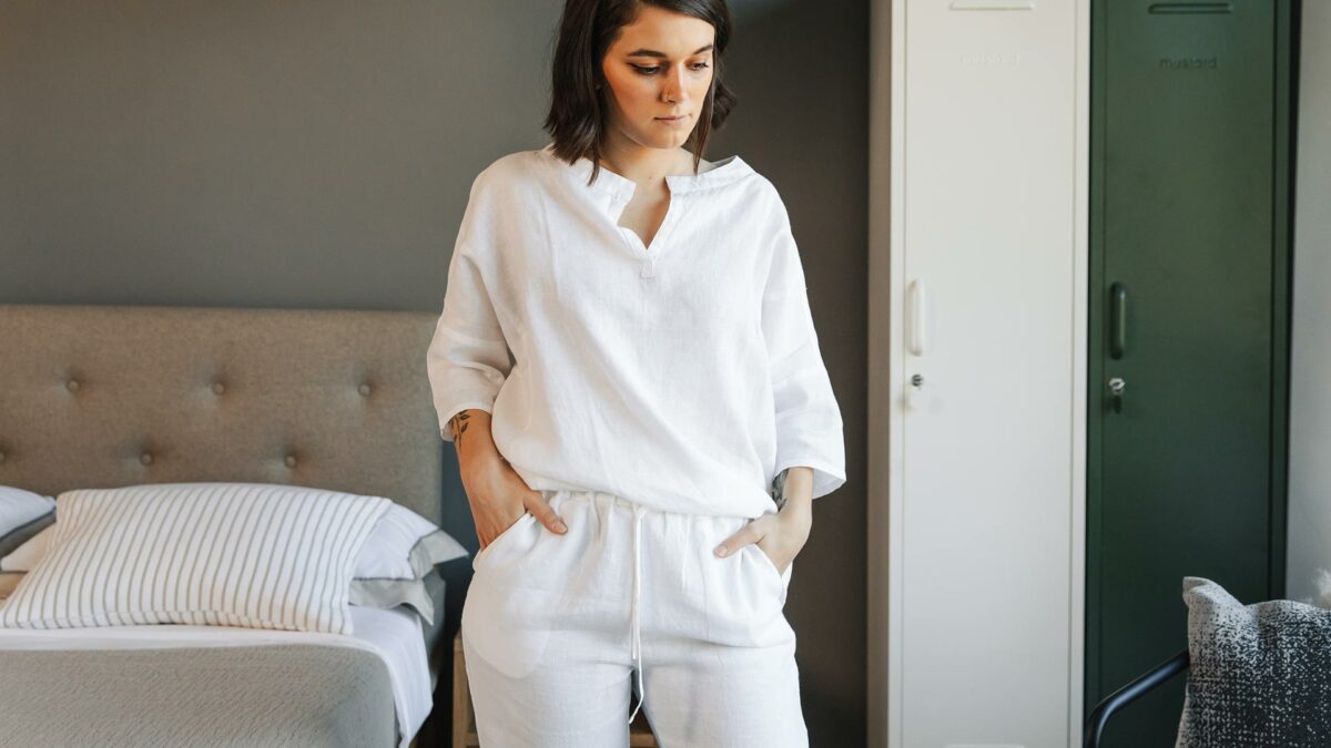 womens white linen pyjamas 1920